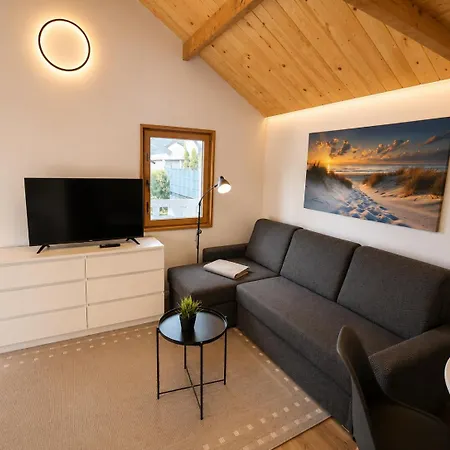 Apartament Niceplace4you Familien-ferienhaeuser An Der Polnischen Ostsee Mit Pool *